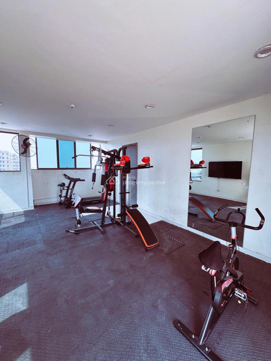 3 Bedroom Apartment with Large Sit Out on The Penthouse, Lekki Phase 1, Lekki, Lagos, Flat / Apartment Short Let