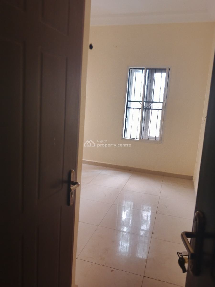 8 Bedrooms Fully Detached Duplex with 2 Bq, Zone 2, Wuse, Abuja, Detached Duplex for Rent