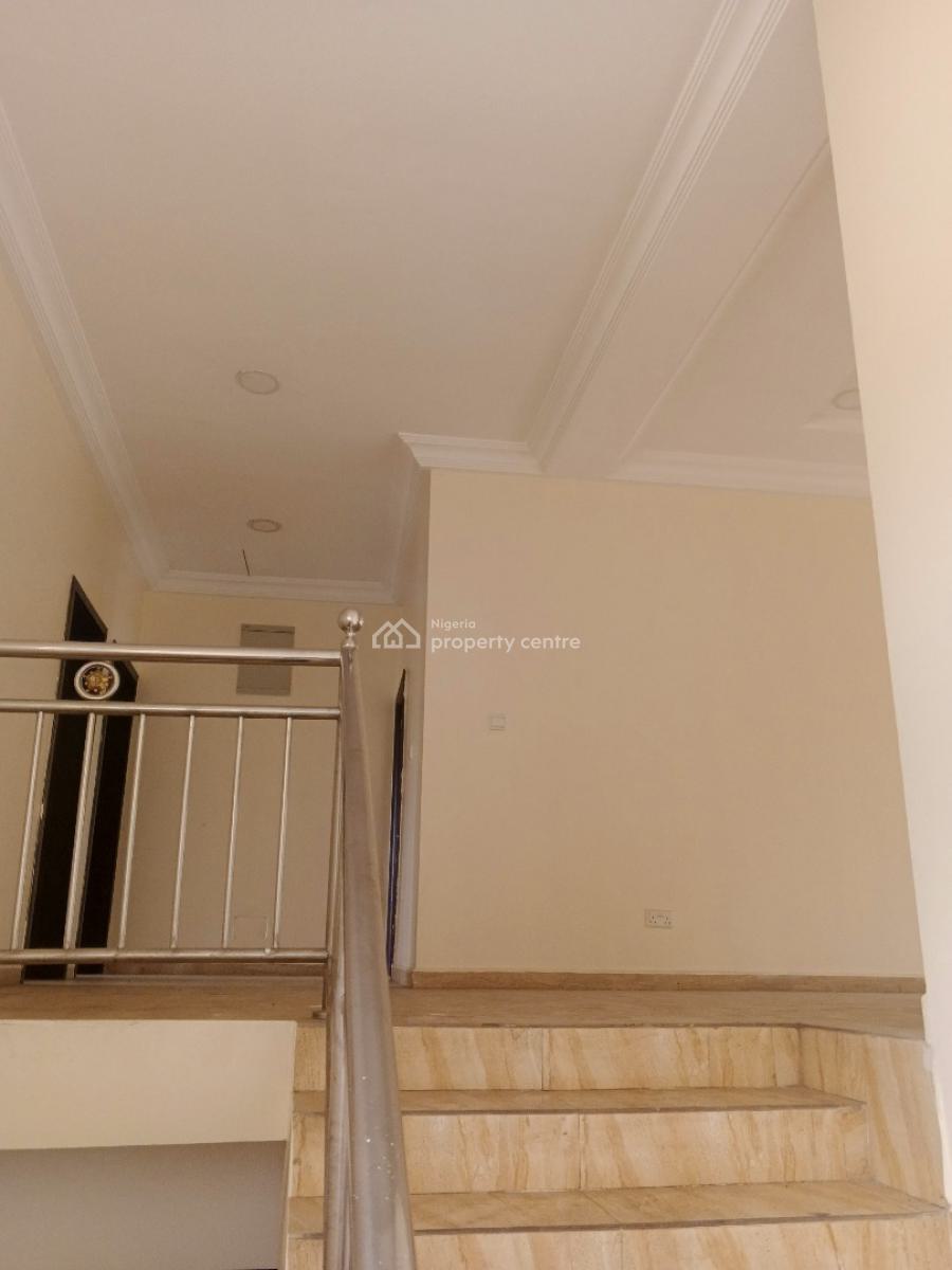 8 Bedrooms Fully Detached Duplex with 2 Bq, Zone 2, Wuse, Abuja, Detached Duplex for Rent
