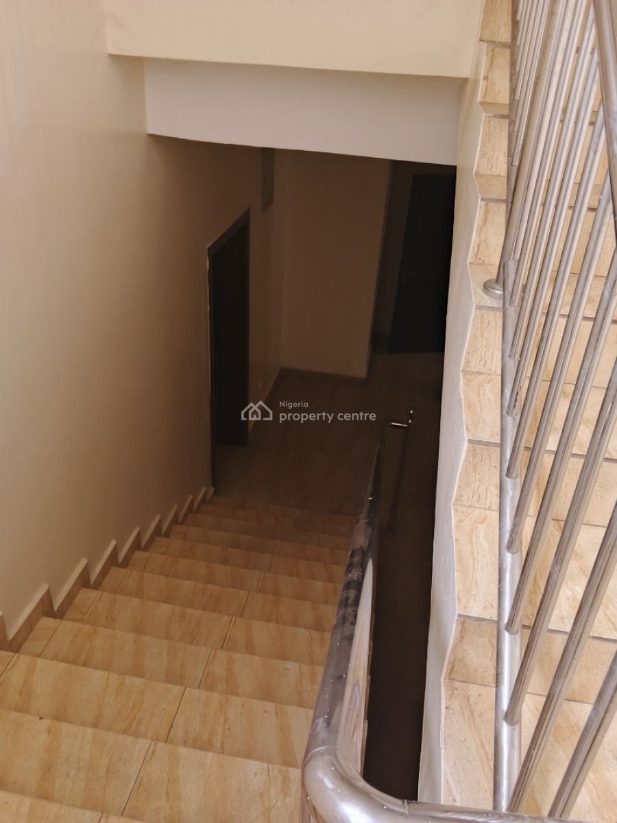 8 Bedrooms Fully Detached Duplex with 2 Bq, Zone 2, Wuse, Abuja, Detached Duplex for Rent