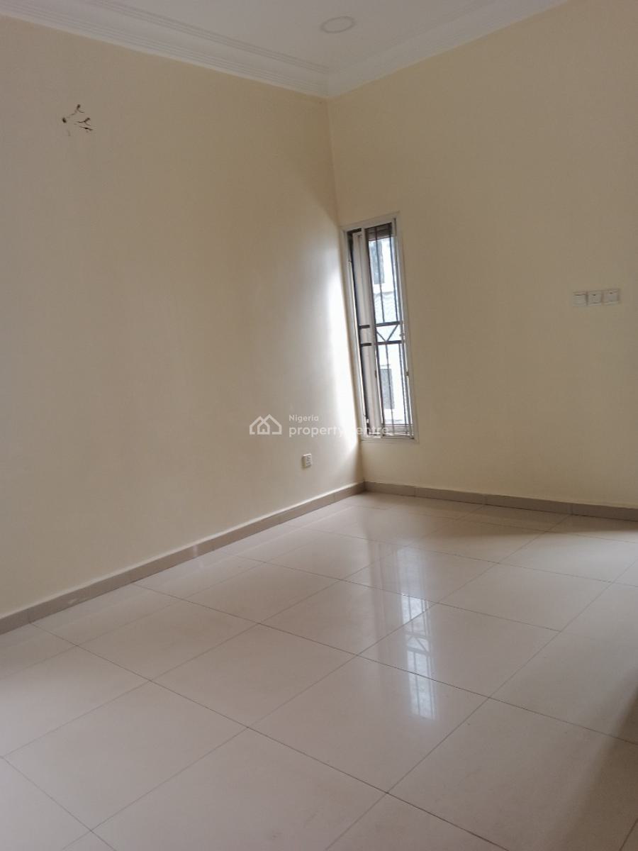 8 Bedrooms Fully Detached Duplex with 2 Bq, Zone 2, Wuse, Abuja, Detached Duplex for Rent