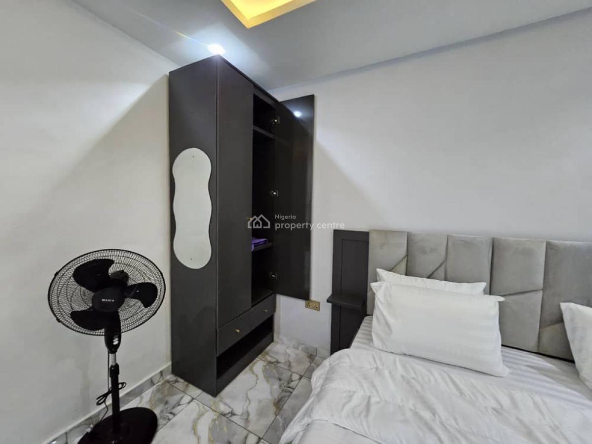 Airbnb, Akoka, Yaba, Lagos, Commercial Property Short Let