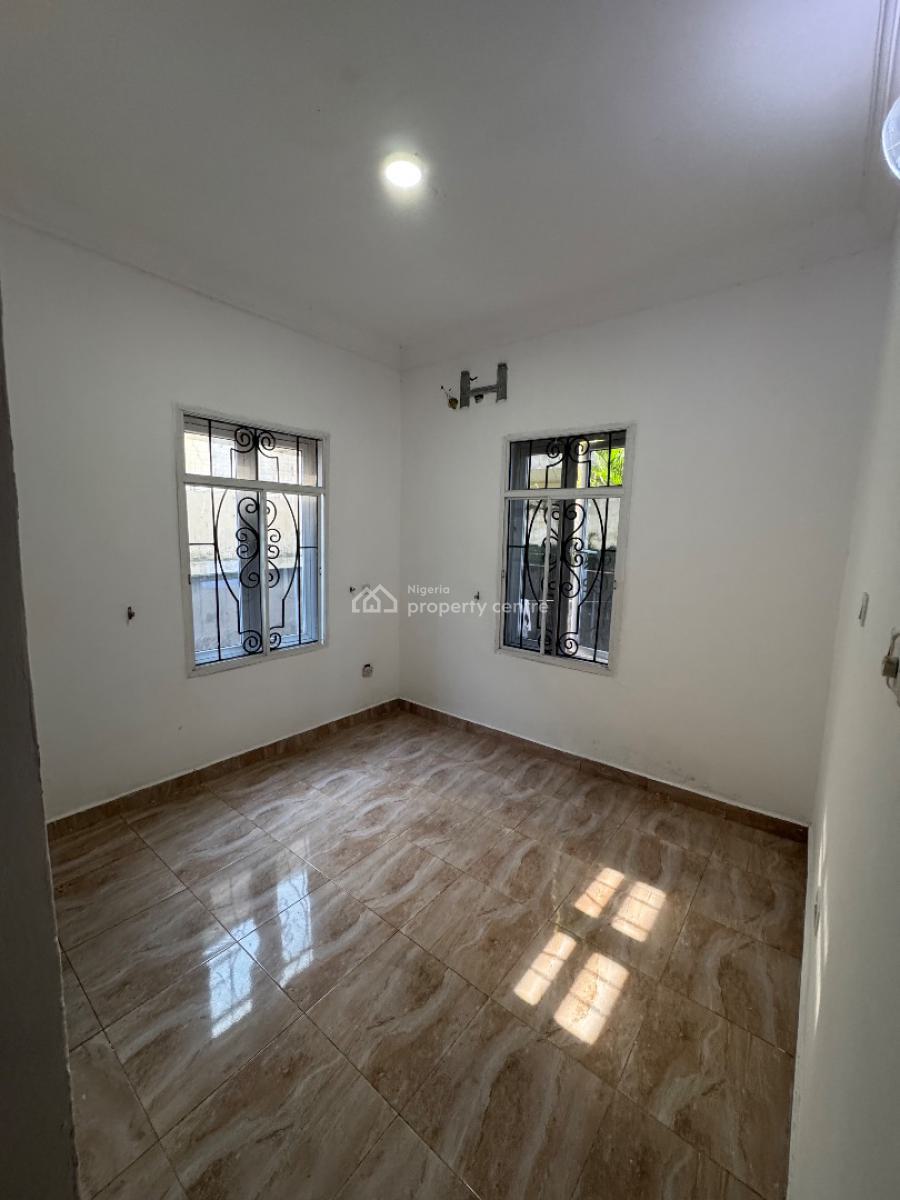 Self Contain, Chevy View Estate, Lekki Expressway, Lekki, Lagos, Self Contain (single Rooms) for Rent