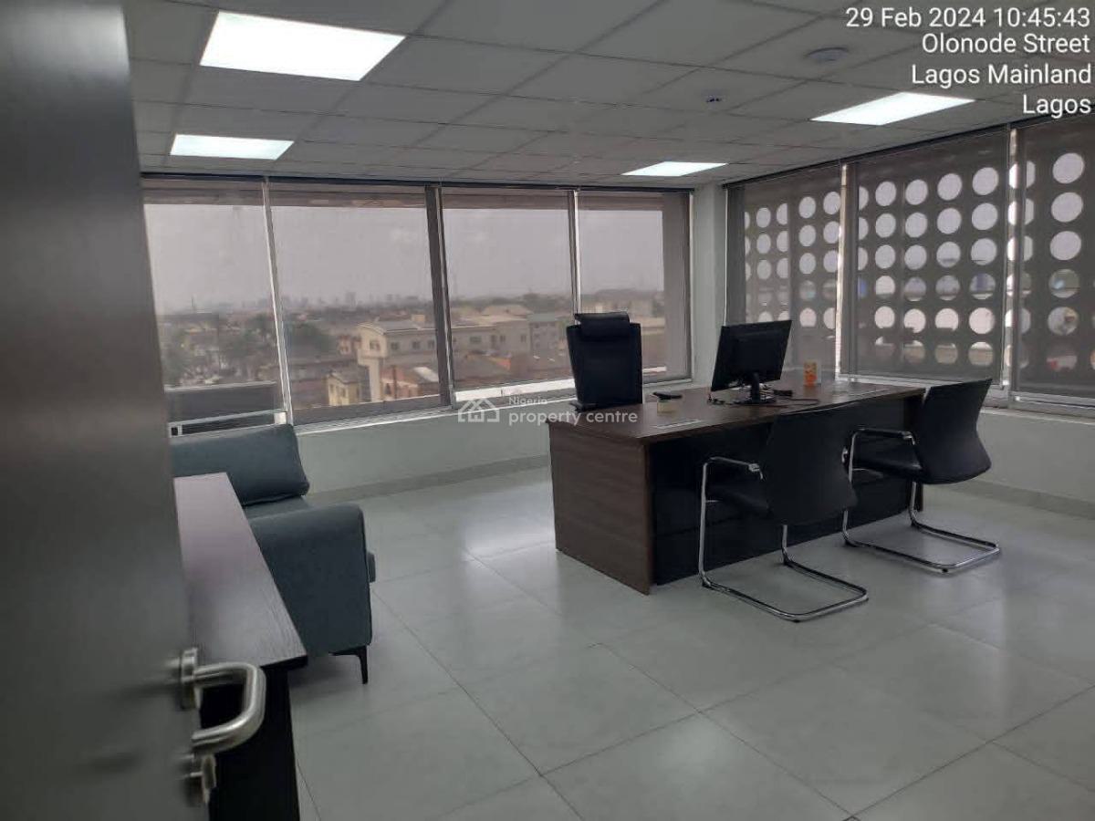 Open-plan Office Space Measuring 290sqm on The 2nd Floor, Alagomeji, Yaba, Lagos, Office Space for Rent