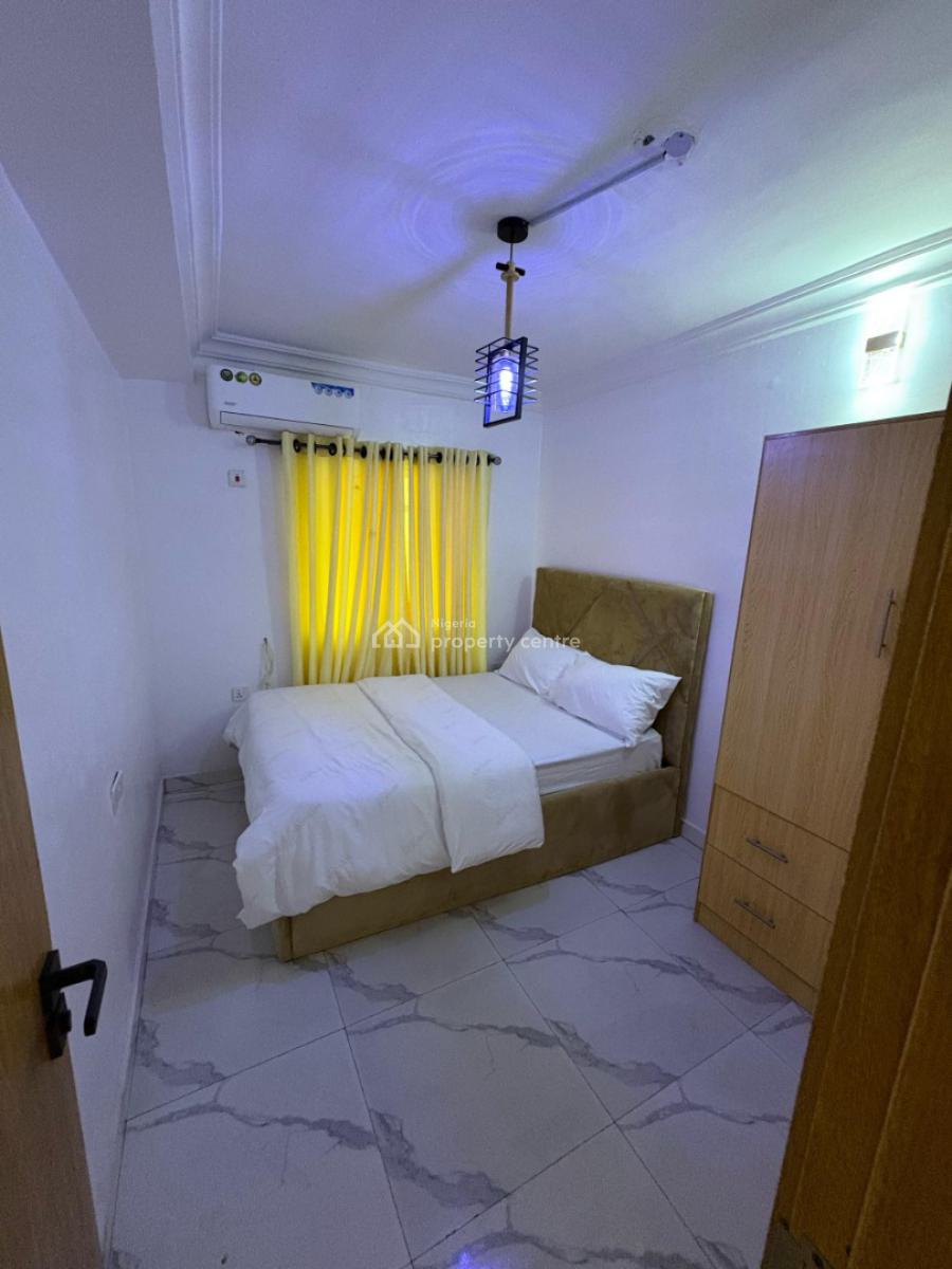 Nicely Furnished 2 Bedroom in Ilupeju, Ilupeju, Lagos, Flat / Apartment Short Let