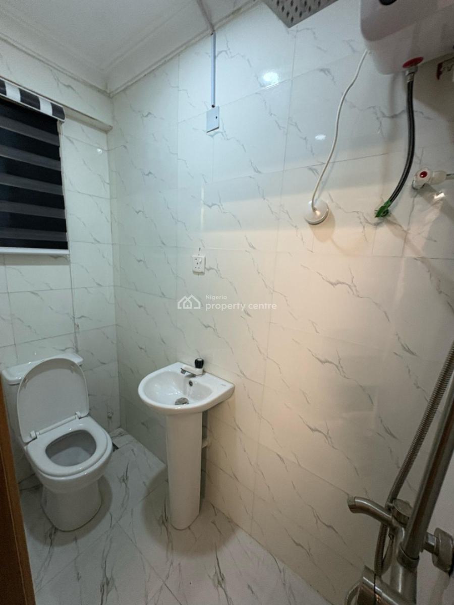 Nicely Furnished 2 Bedroom in Ilupeju, Ilupeju, Lagos, Flat / Apartment Short Let