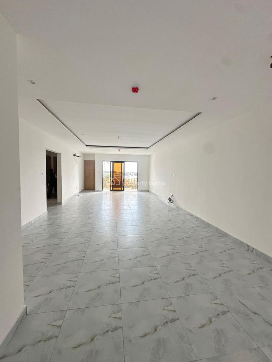 Spacious 3-bedroom Apartment, Lekki Phase 1, Lekki, Lagos, Flat / Apartment for Rent