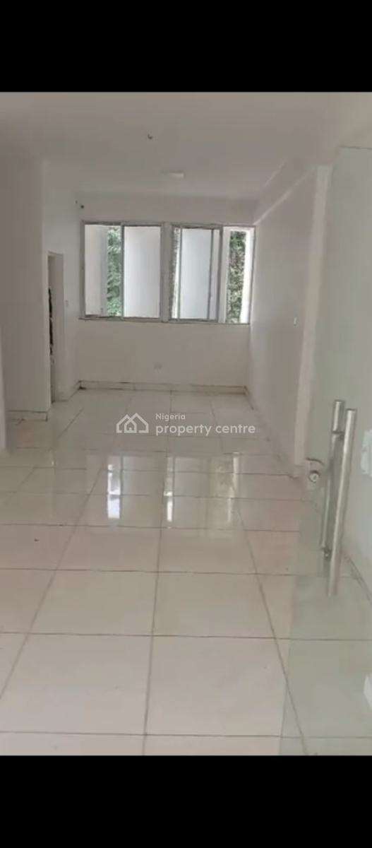 100sqm Office Complex, Zone 5, Wuse, Abuja, Plaza / Complex / Mall for Rent