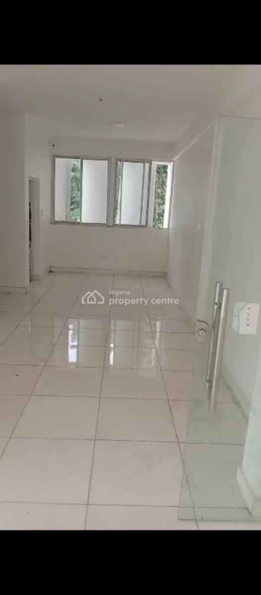100sqm Office Complex, Zone 5, Wuse, Abuja, Plaza / Complex / Mall for Rent