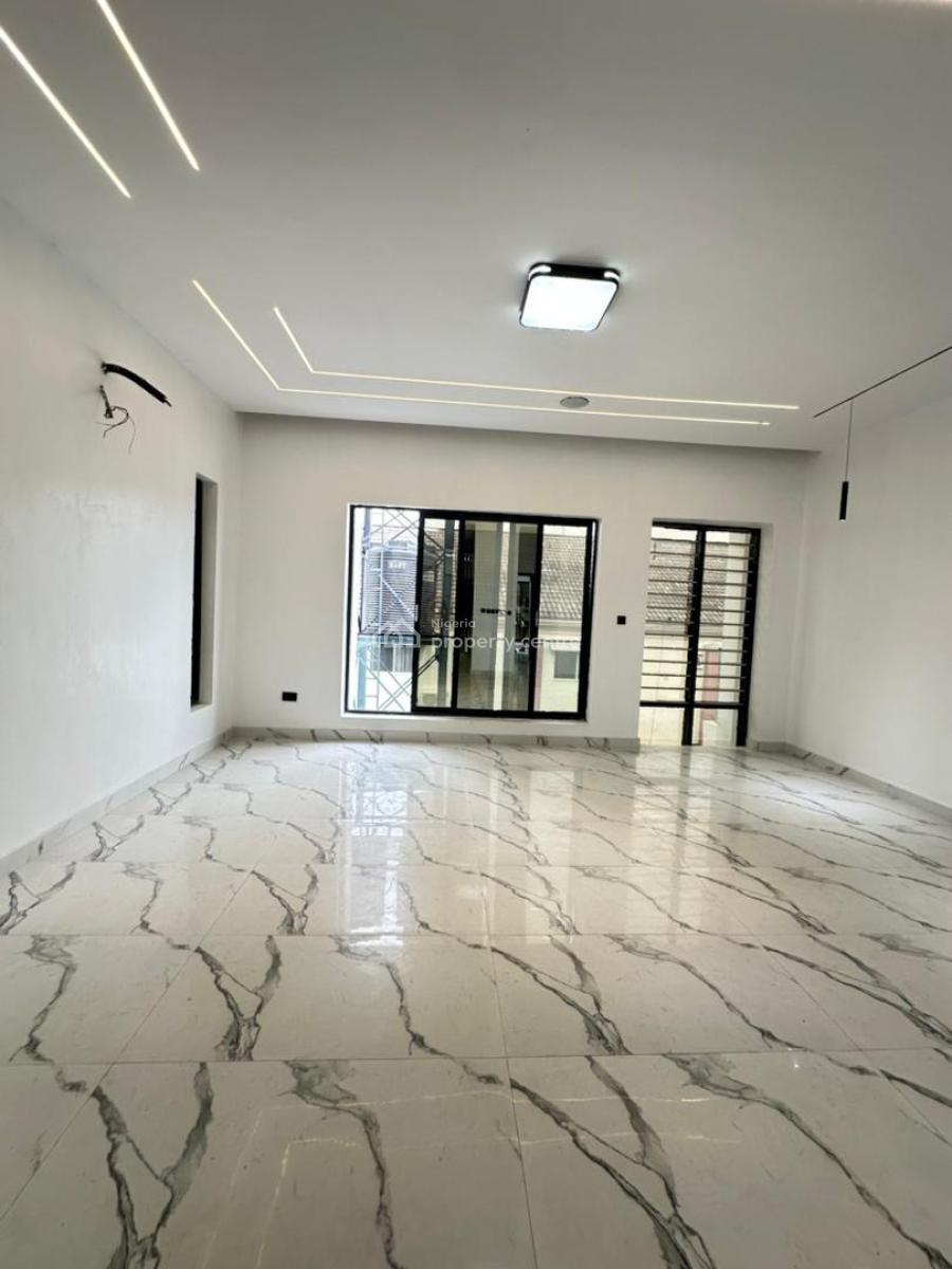 4 Bedroom Terrace Duplex with Bq, Osapa, Lekki, Lagos, Terraced Duplex for Sale