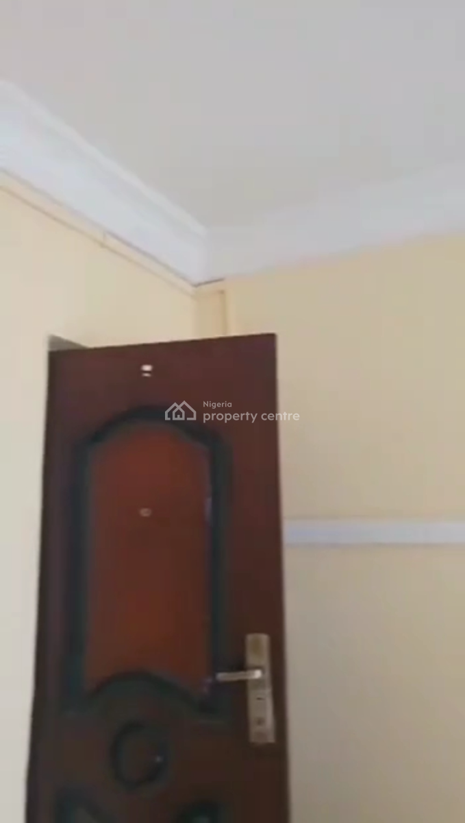 a Very Clean, Spacious 2 Bedrooms Block of Flats on a Tarred Road, Wuse, Abuja, Flat / Apartment for Rent