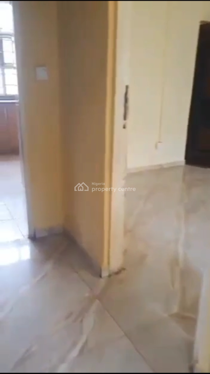 a Very Clean, Spacious 2 Bedrooms Block of Flats on a Tarred Road, Wuse, Abuja, Flat / Apartment for Rent