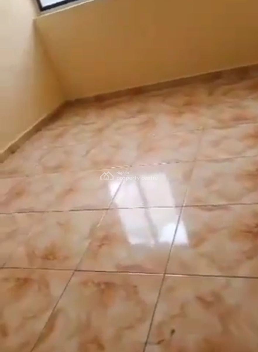 a Very Clean, Spacious 2 Bedrooms Block of Flats on a Tarred Road, Wuse, Abuja, Flat / Apartment for Rent