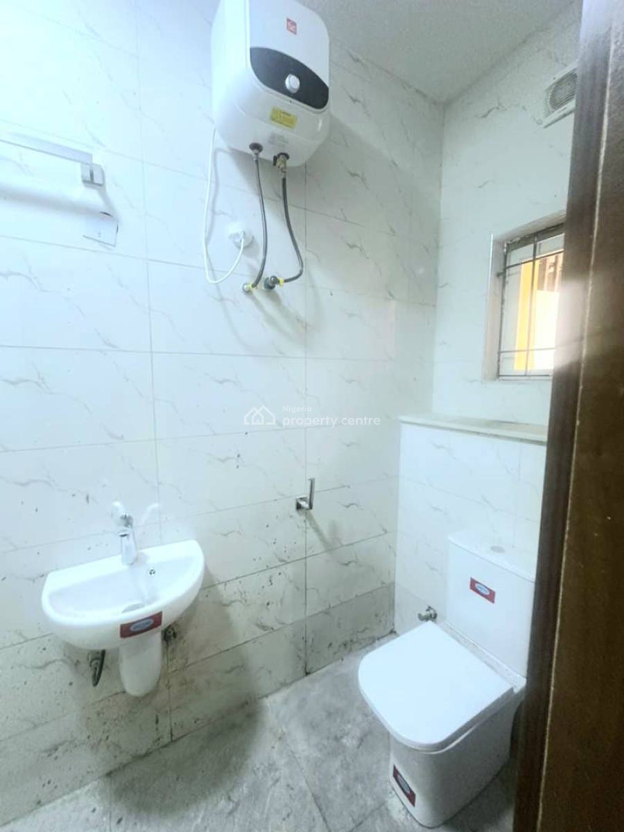 Standard Renovated 4-bedroom Semi Detached House, Oniru, Victoria Island (vi), Lagos, Semi-detached Duplex for Sale