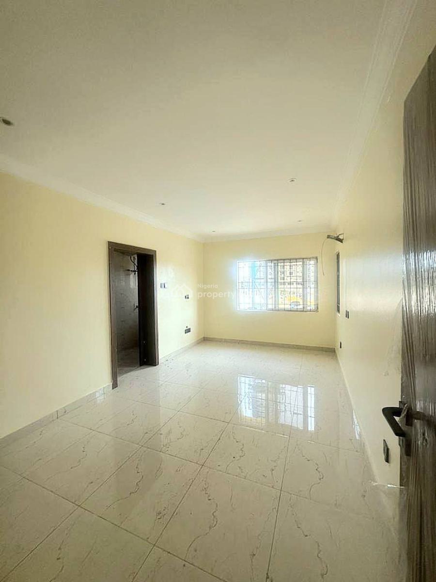 Standard Renovated 4-bedroom Semi Detached House, Oniru, Victoria Island (vi), Lagos, Semi-detached Duplex for Sale