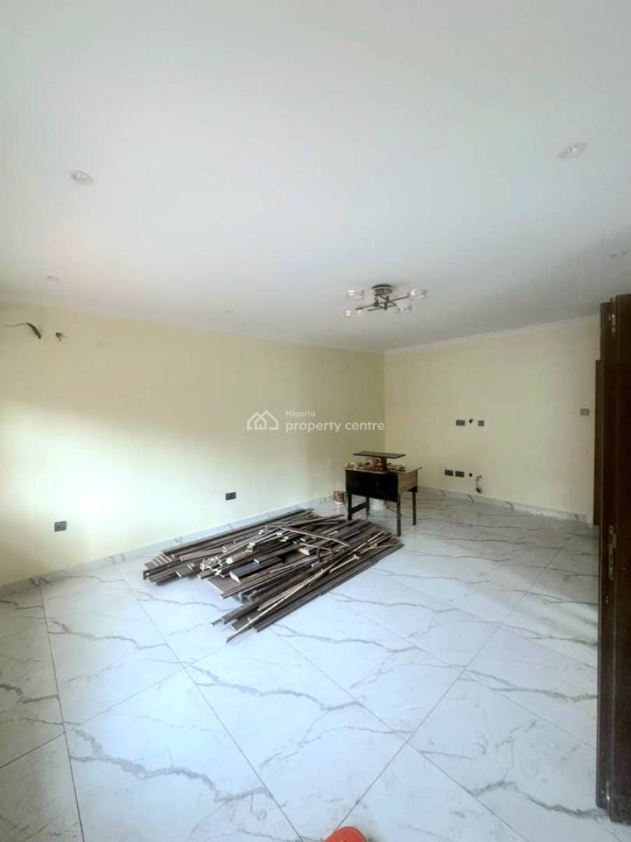 Standard Renovated 4-bedroom Semi Detached House, Oniru, Victoria Island (vi), Lagos, Semi-detached Duplex for Sale