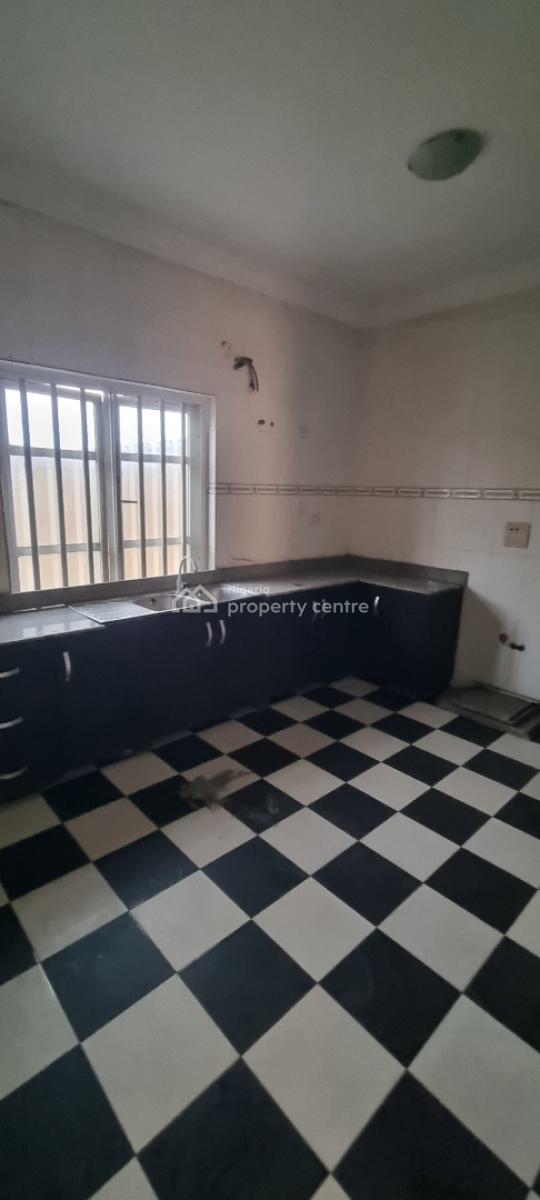 Spacious 5brm Terrace Duplex Facing Rd Viable for Commercial, Ajah Ilaje Off North West Filling Station, Ajah, Lagos, Terraced Duplex for Rent