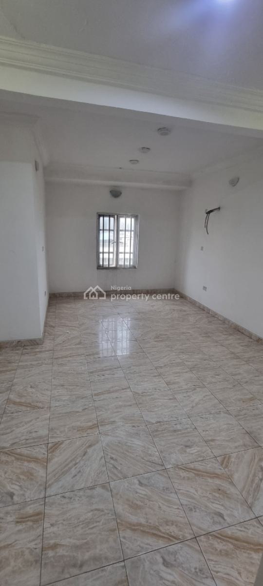 Spacious 5brm Terrace Duplex Facing Rd Viable for Commercial, Ajah Ilaje Off North West Filling Station, Ajah, Lagos, Terraced Duplex for Rent