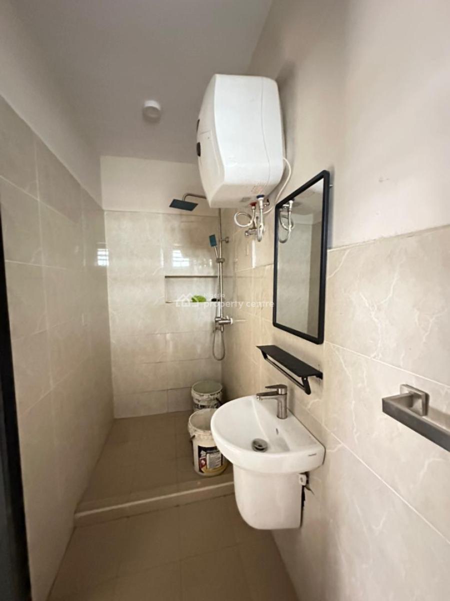 2 Bedroom Apartment, Osapa, Lekki, Lagos, Flat / Apartment for Sale