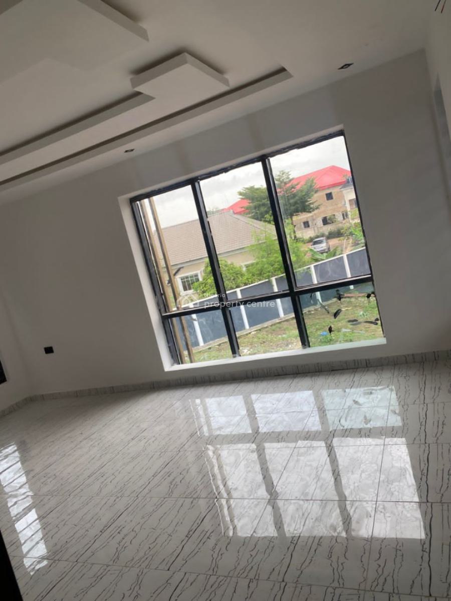 4 Bedroom Detached Duplex with a Room Bq, Engineer Oyelade Lateef  Gra Oluyole, Off 7-up Road, Ibadan, Oyo, Detached Duplex for Sale