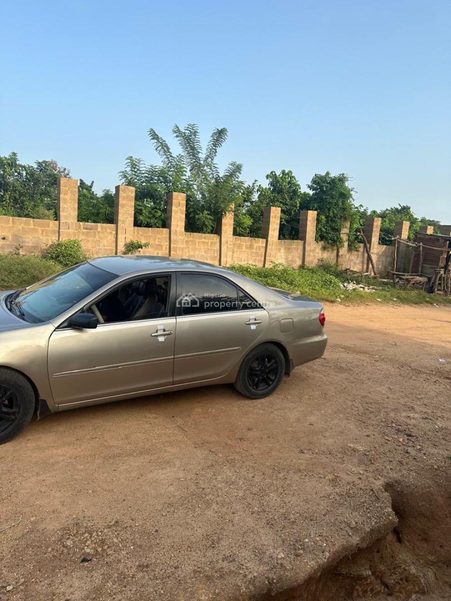 2 Acres Fenced & Gated Commercial Land, Tose Moniya Expressway, Ibadan, Oyo, Commercial Land for Sale