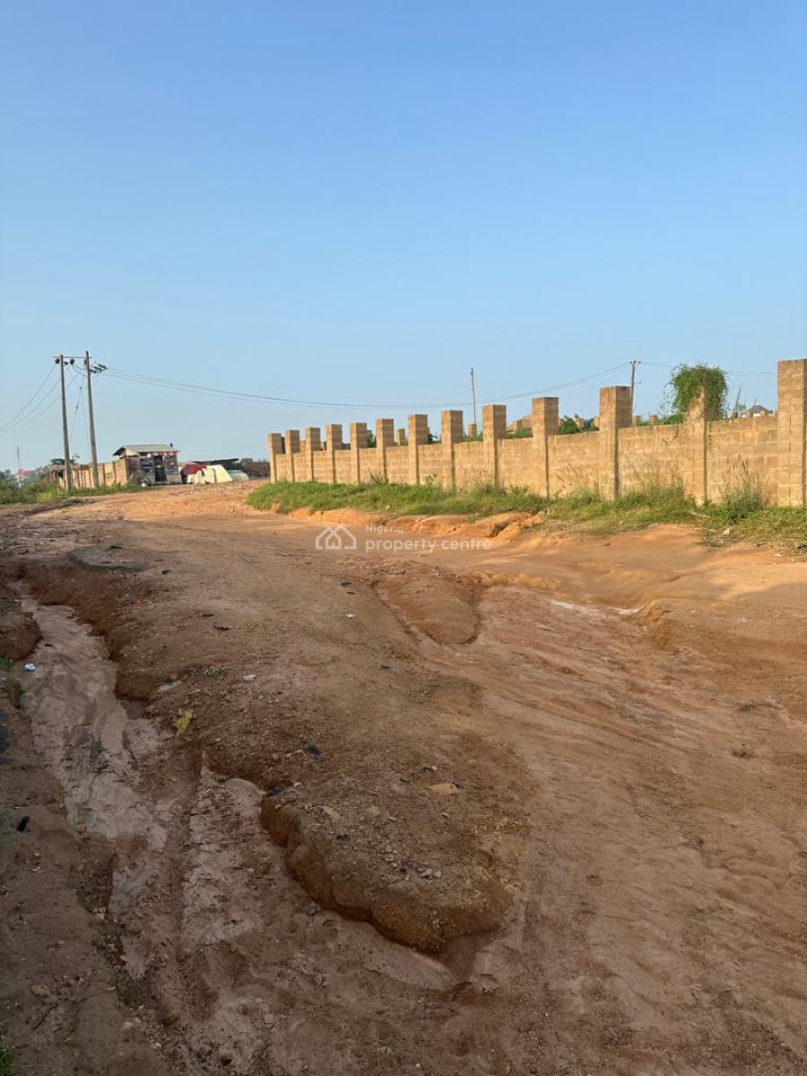 2 Acres Fenced & Gated Commercial Land, Tose Moniya Expressway, Ibadan, Oyo, Commercial Land for Sale