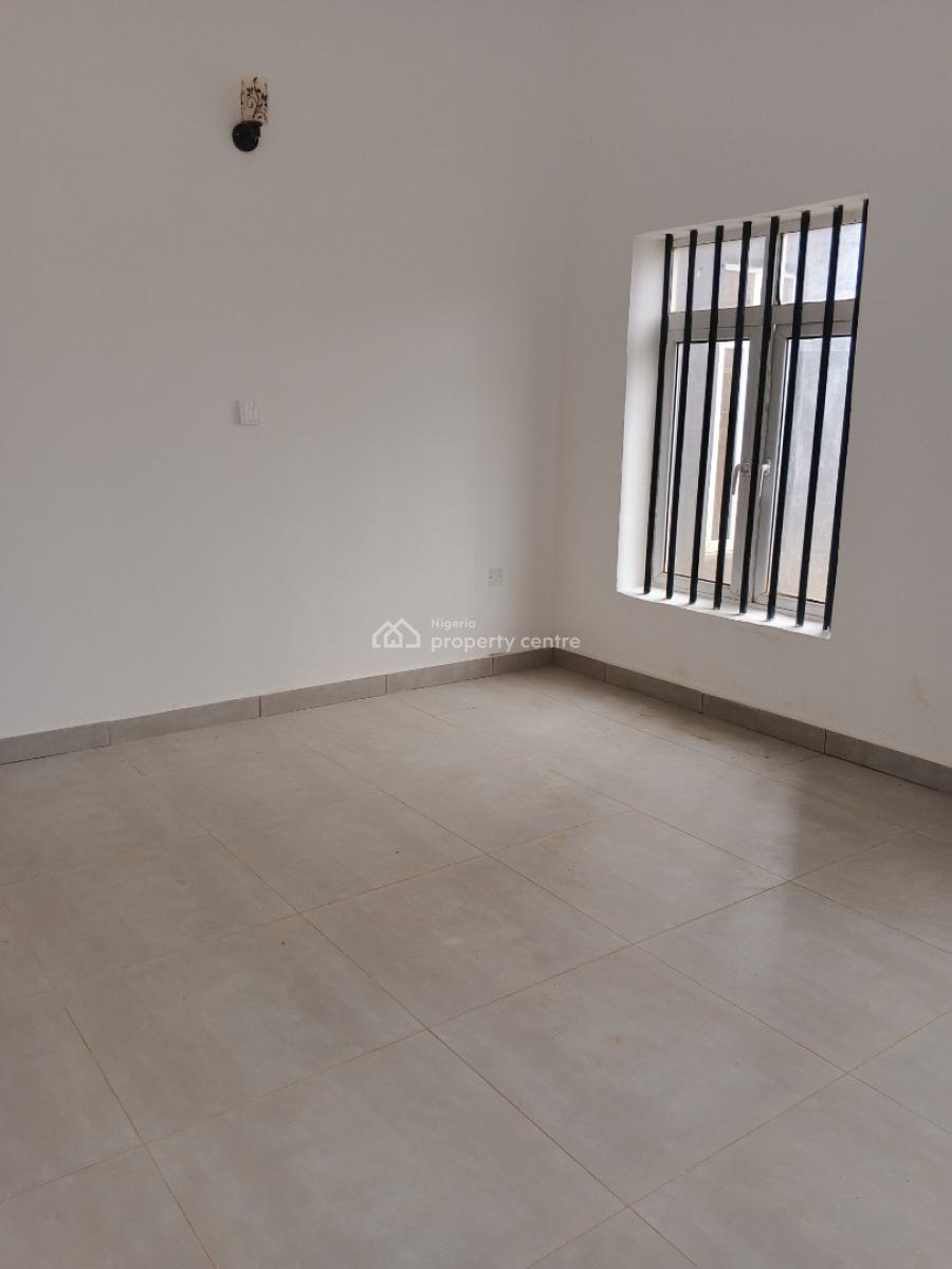 Newly Built 3 Bedroom Flat, Mabushi, Abuja, Block of Flats for Sale