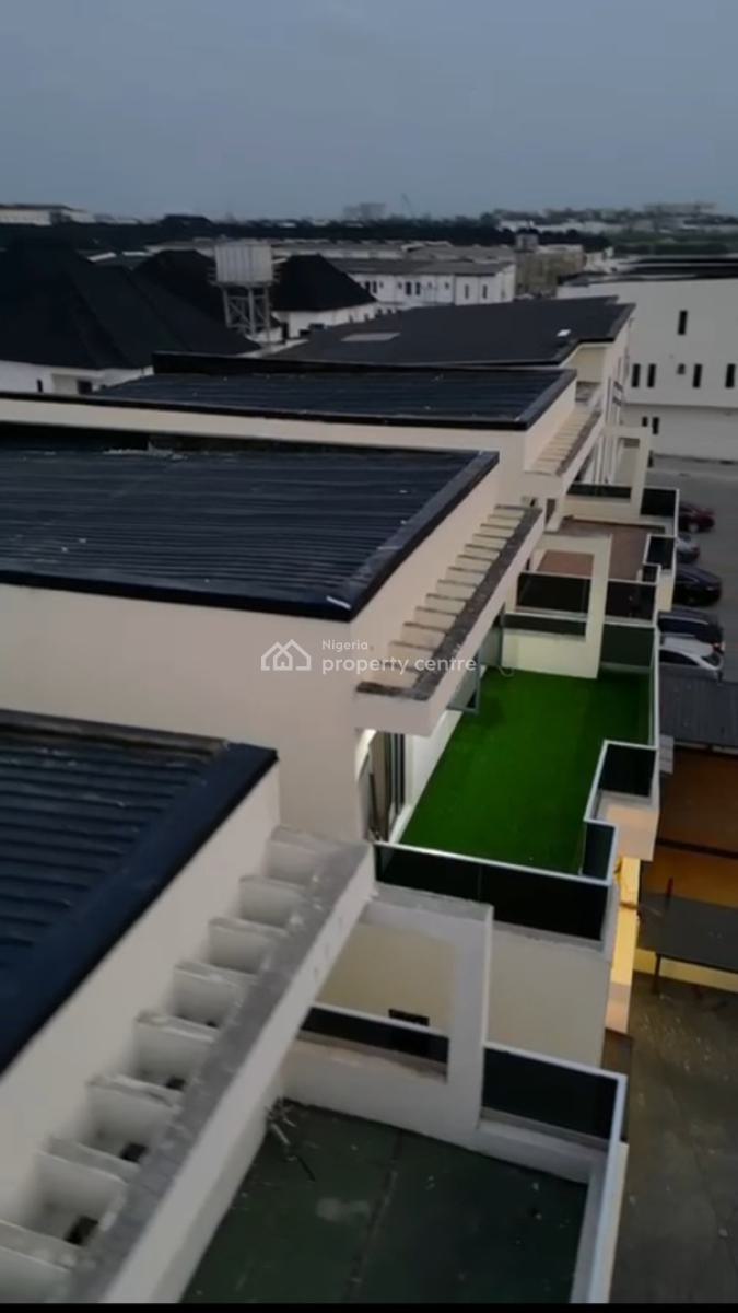 5 Bedroom 2 Story Luxurious Fully Detached Duplex with Bq, Vgc, Lekki, Lagos, Detached Duplex for Rent