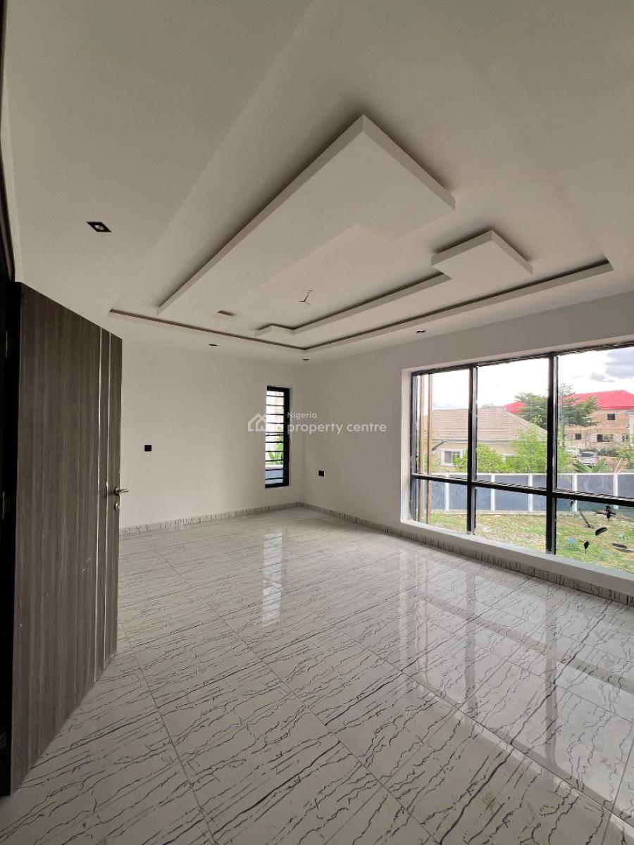 Luxury of 4 Bedrooms Duplex with Bq, Chief Lateef Oyelade Gra, Oluyole Industrial Estate, Ibadan, Oluyole, Oyo, Semi-detached Duplex for Sale