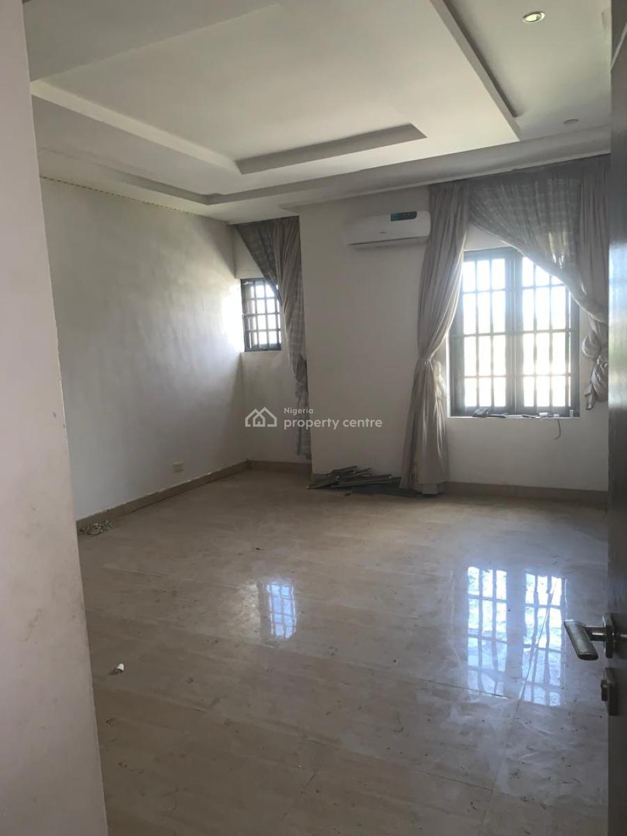 a 4 Bedroom Duplex, Lekki Right, Lekki Phase 1, Lekki, Lagos, Terraced Duplex for Rent