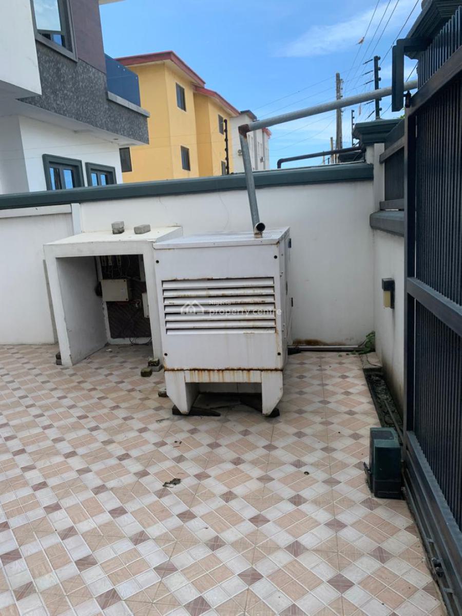 a 4 Bedroom Duplex, Lekki Right, Lekki Phase 1, Lekki, Lagos, Terraced Duplex for Rent