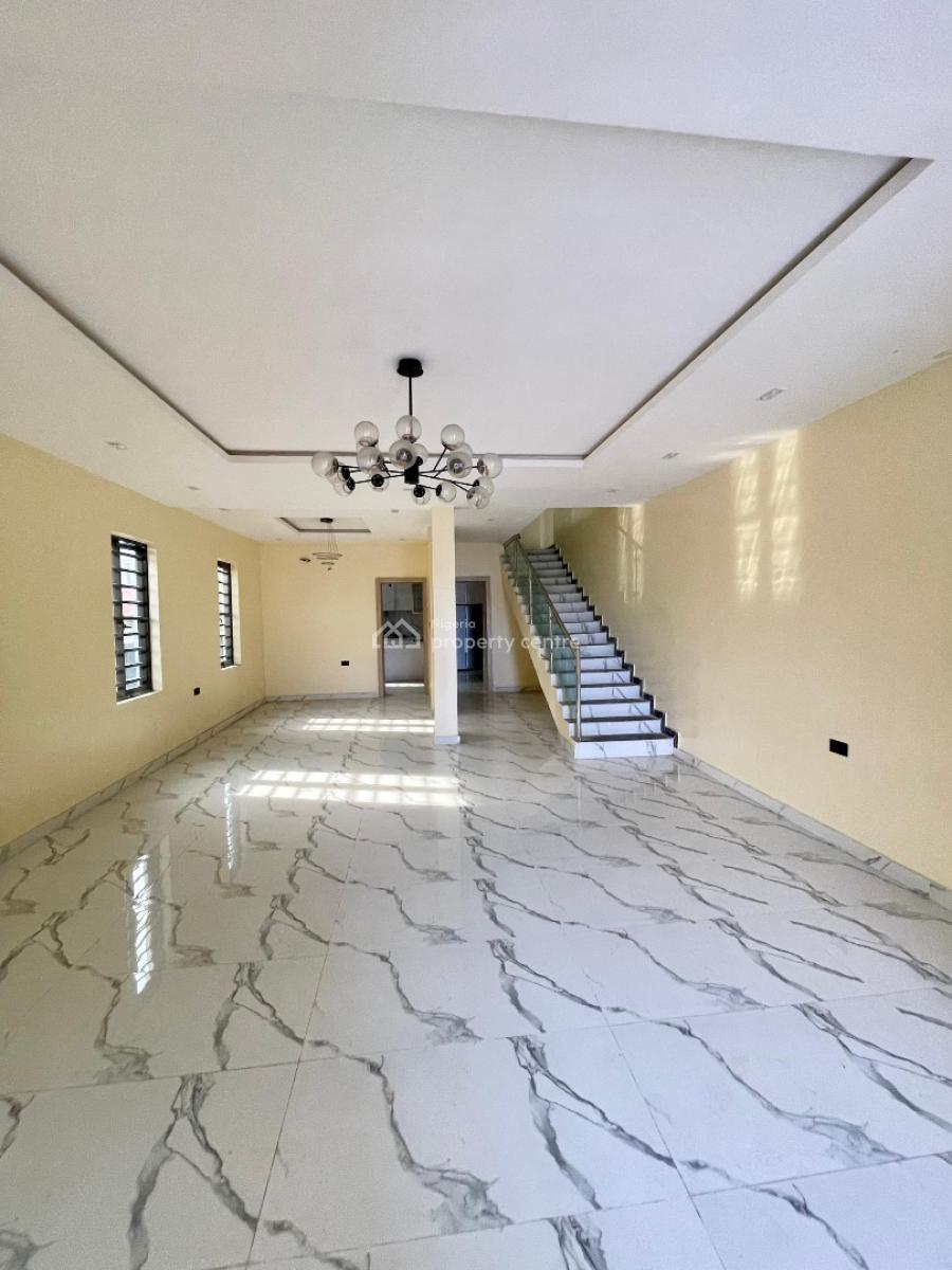 Spacious and Strategically Positioned 5 Bedroom Semi-detached Duplex, Lekki Phase 1, Lekki, Lagos, Semi-detached Duplex for Sale