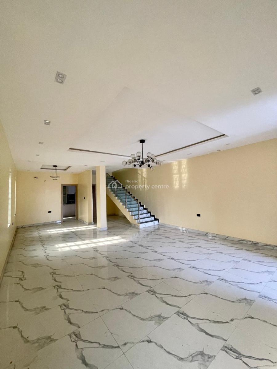 Spacious and Strategically Positioned 5 Bedroom Semi-detached Duplex, Lekki Phase 1, Lekki, Lagos, Semi-detached Duplex for Sale