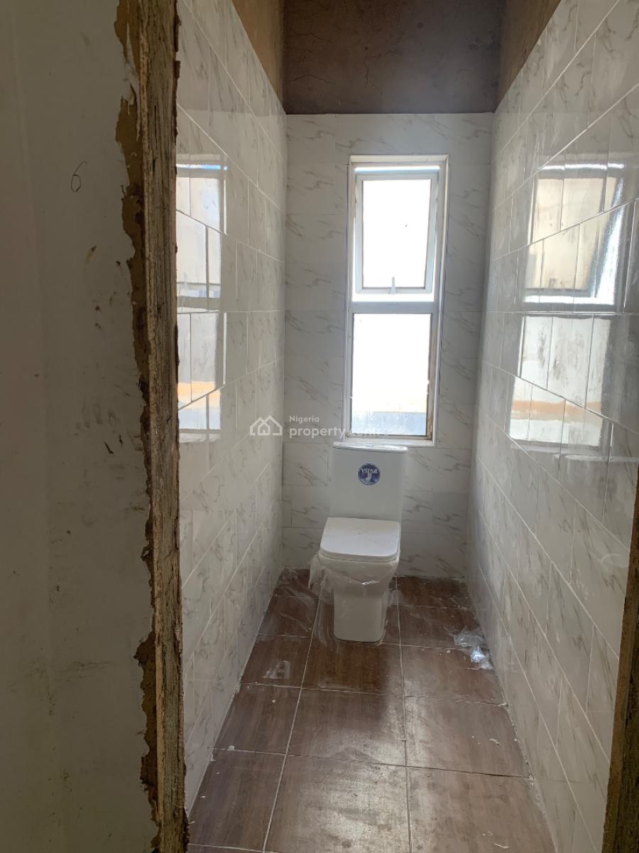 Commercial Building Newly Built 4-storey, Lekki Phase 1, Lekki, Lagos, Office Space for Sale