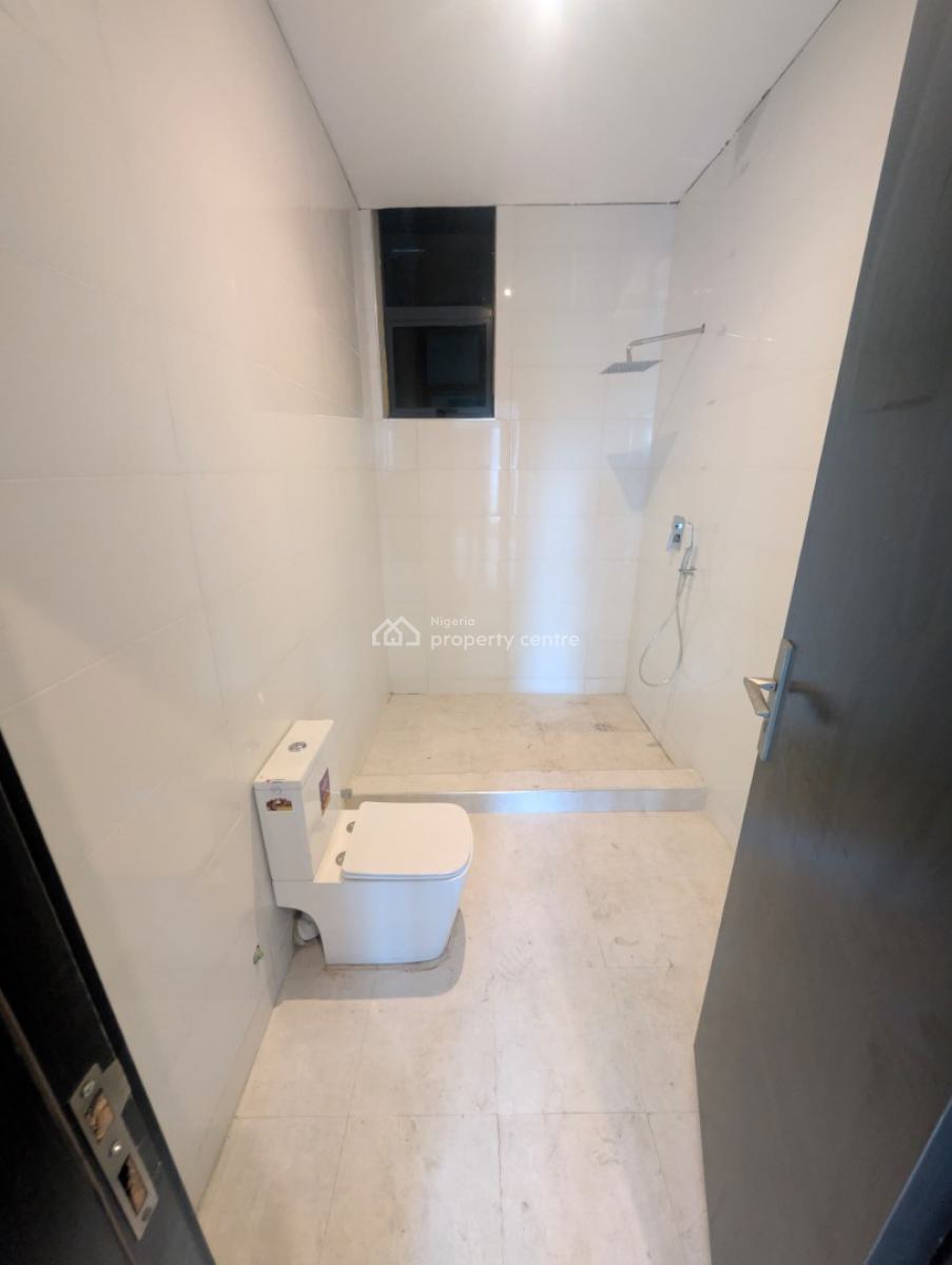 Well Built 3 Bedroom Maisonette Apartment with Bq., Old Ikoyi, Ikoyi, Lagos, House for Rent