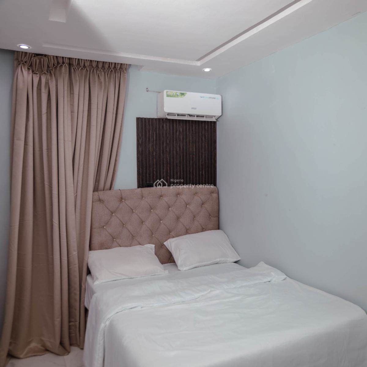 Nicely Furnished 1 Bedroom Apartment, Lawanson, Surulere, Lagos, Flat / Apartment Short Let