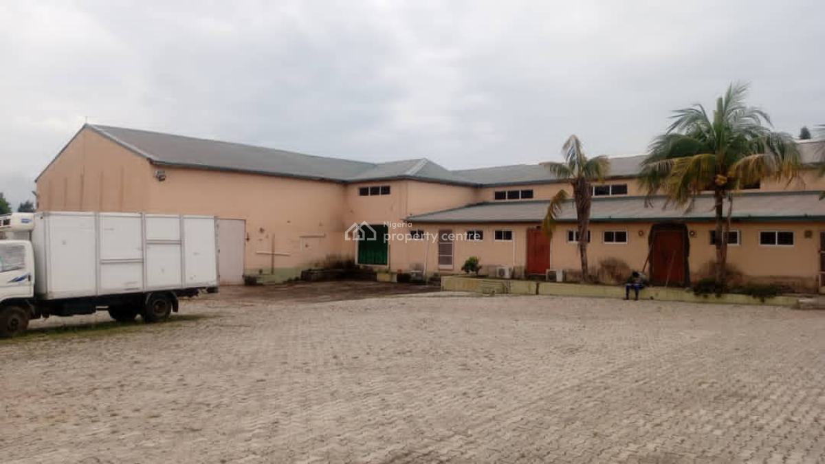 Warehouse of 1,155sqm with 3 Bedroom and Office, Kuje, Abuja, Warehouse for Rent