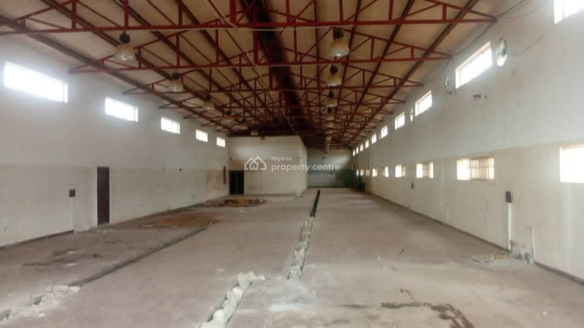 Warehouse of 1,155sqm with 3 Bedroom and Office, Kuje, Abuja, Warehouse for Rent