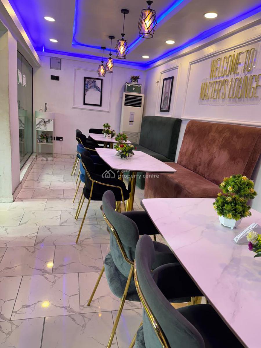 Lounge Available, Lekki Phase 1, Lekki, Lagos, Restaurant / Bar for Rent