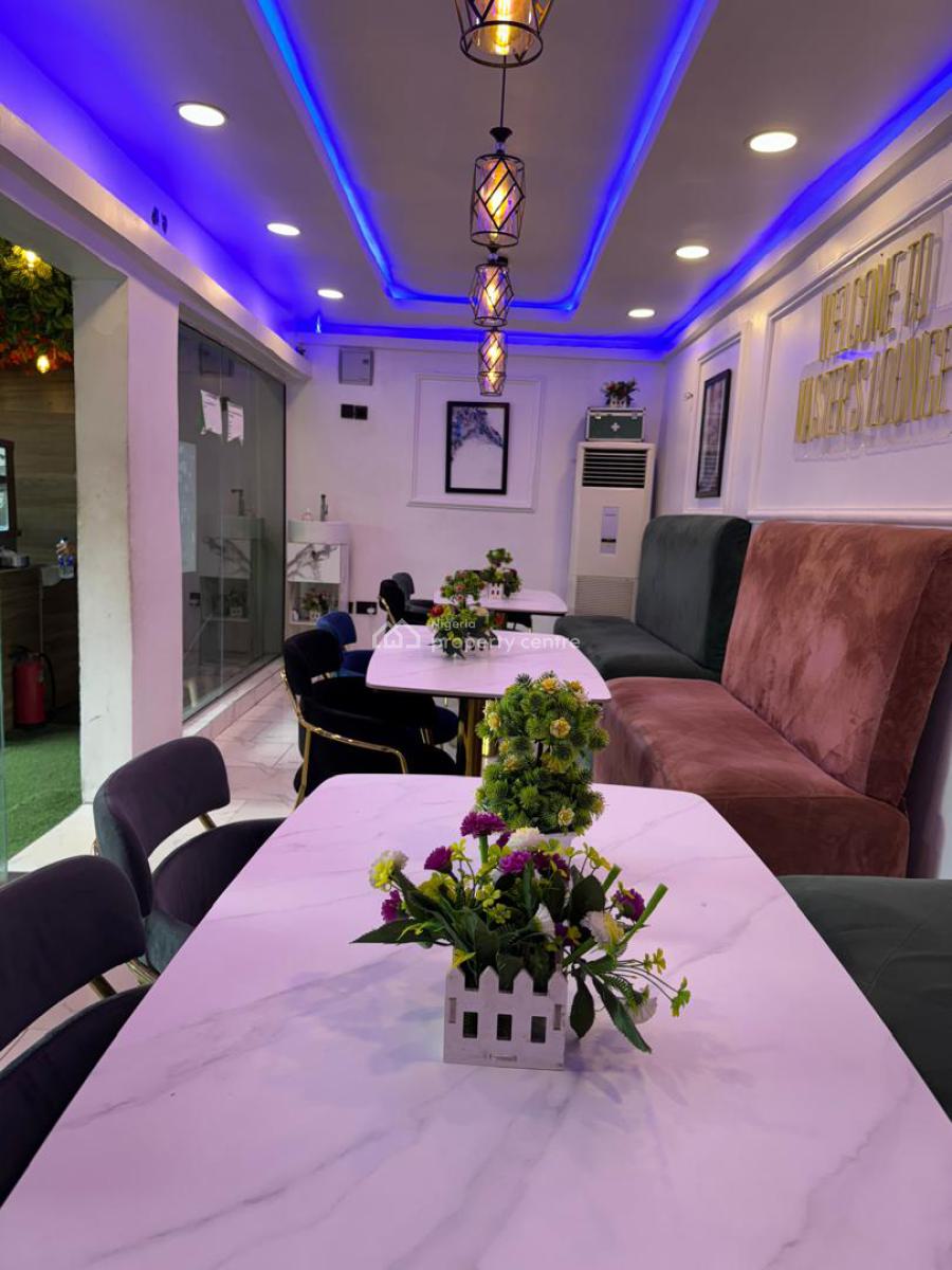 Lounge Available, Lekki Phase 1, Lekki, Lagos, Restaurant / Bar for Rent
