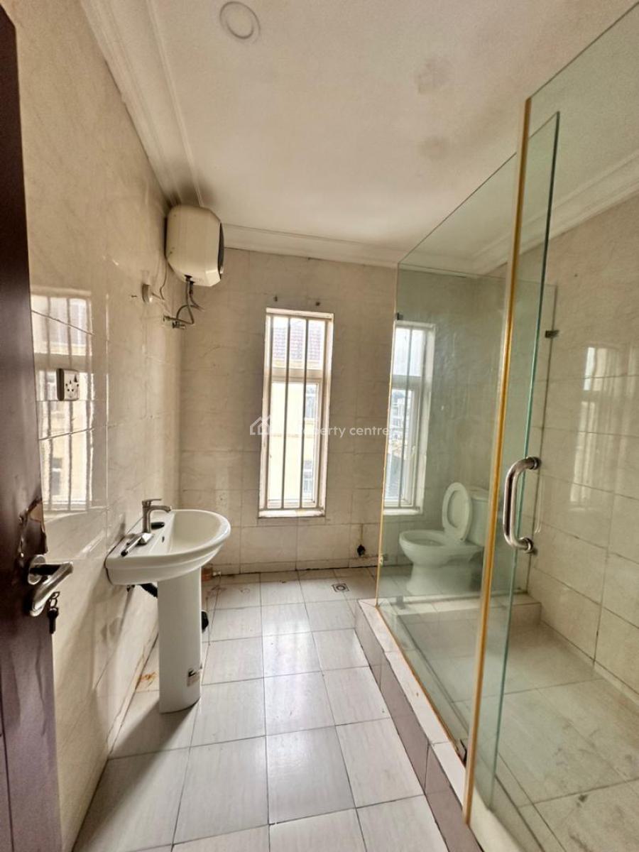 4 Bedroom Terrace Duplex with Bq, Osapa, Lekki, Lagos, Terraced Duplex for Sale