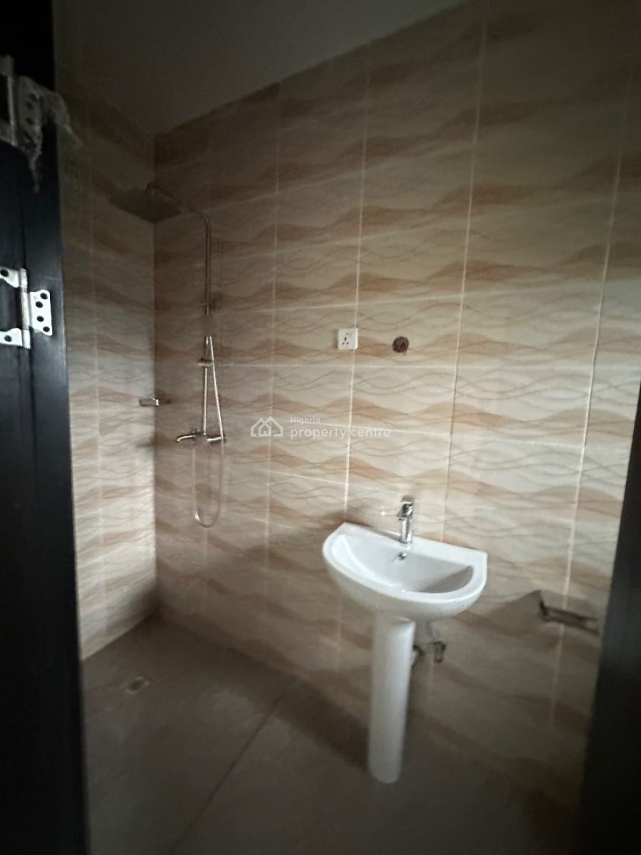 Luxury Spacious 3 Bedroom Duplex with Bq, Sunnyvale Garden, Lokogoma District, Abuja, Terraced Duplex for Rent
