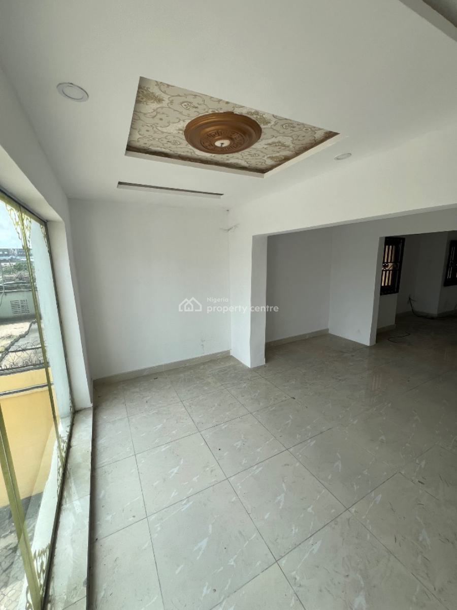 Beautiful Shop/commercial Space in a Prime Business Location, Lekki Phase 1, Lekki, Lagos, Commercial Property for Rent