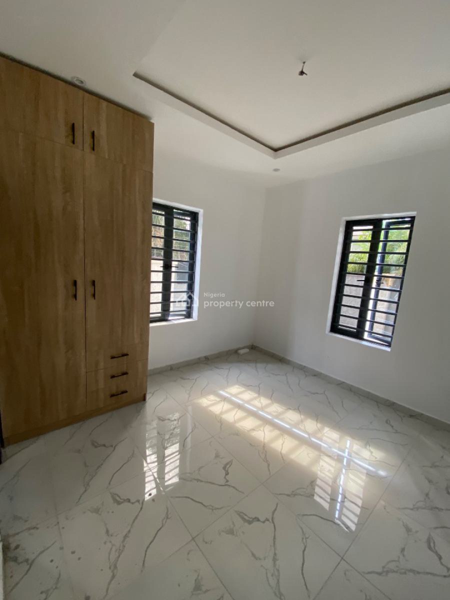 Executive 2 Bedroom Flat, Golf Course, Awoyaya, Ibeju Lekki, Lagos, Flat / Apartment for Rent