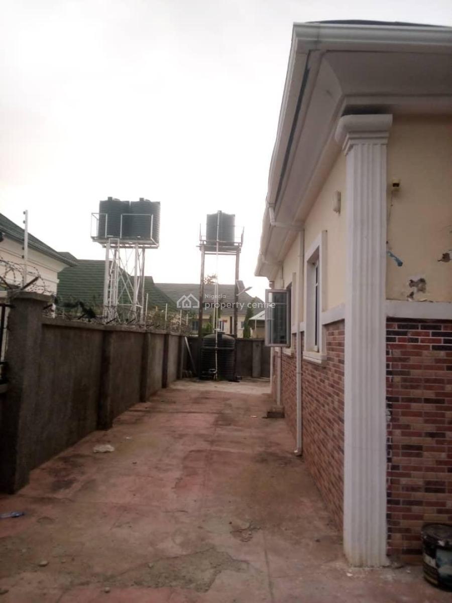 3 Bedrooms Bungalow, Krystal Court Estate, Lugbe District, Abuja, Detached Bungalow for Sale
