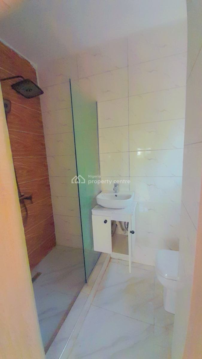 3-bedroom Luxury Flat, Gra Off Lekki-epe Expressway, Abijo, Lekki, Lagos, Block of Flats for Sale