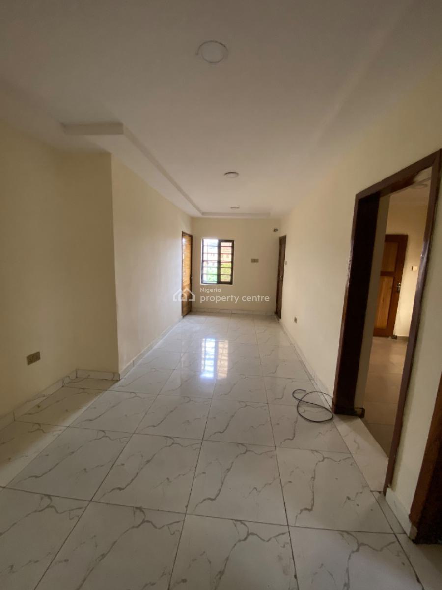 2bedroom Apartment in a Secure Estate, in a Secure Estate, Sangotedo, Ajah, Lagos, Flat / Apartment for Rent