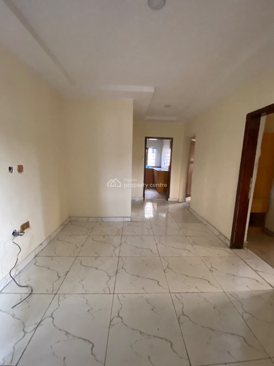 2bedroom Apartment in a Secure Estate, in a Secure Estate, Sangotedo, Ajah, Lagos, Flat / Apartment for Rent