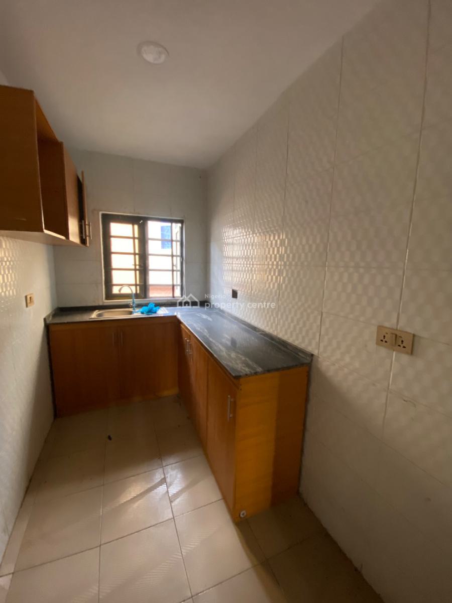 2bedroom Apartment in a Secure Estate, in a Secure Estate, Sangotedo, Ajah, Lagos, Flat / Apartment for Rent