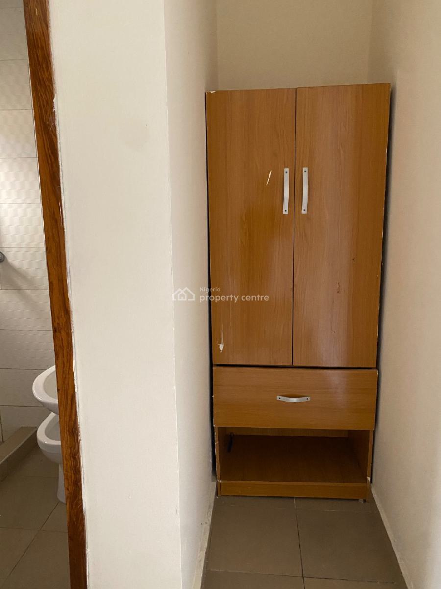 2bedroom Apartment in a Secure Estate, in a Secure Estate, Sangotedo, Ajah, Lagos, Flat / Apartment for Rent
